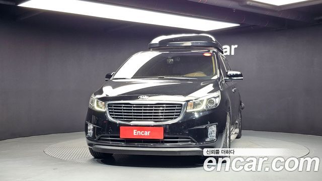 Kia Carnival 11-seater Luxury — пробег 118 613 км — фото 3 из 5