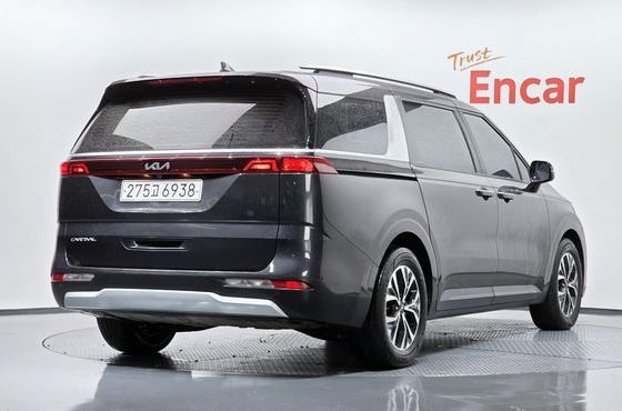 Kia Carnival Diesel 9-Seater Prestige — пробег 61 959 км — фото 2 из 5