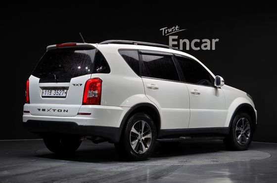 Ssangyong Rexton 2.0 4WD RX7 Luxury — пробег 185 510 км — фото 2 из 5