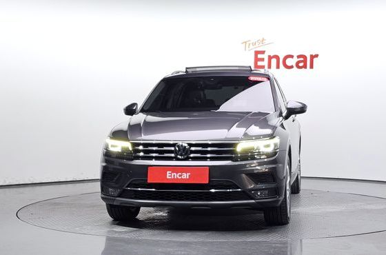 Volkswagen Tiguan 2.0 TDI 4Motion Prestige — пробег 75 700 км — фото 3 из 5