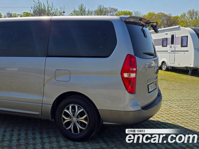 Hyundai Starex 12-Seater Wagon Modern Special — пробег 94 377 км — фото 3 из 5