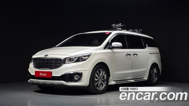 Kia Carnival 9-seater Prestige — пробег 88 400 км — фото 1 из 5