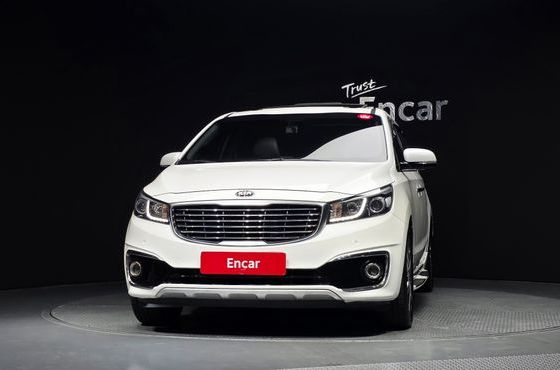 Kia Carnival 9-seater Prestige — пробег 88 400 км — фото 3 из 5