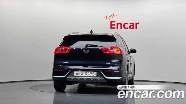 Kia Niro из Кореи Encar