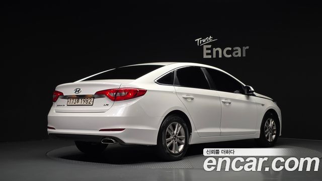 Hyundai Sonata LPI Smart — пробег 251 808 км — фото 2 из 5