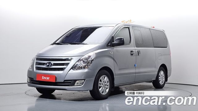Hyundai Starex 11-Seater Wagon Modern — пробег 39 867 км — фото 1 из 5