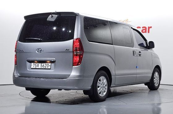Hyundai Starex 11-Seater Wagon Modern — пробег 39 867 км — фото 2 из 5