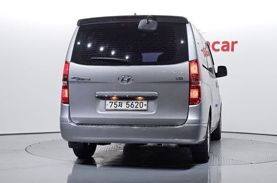 Hyundai Starex 11-Seater Wagon Modern — пробег 39 867 км — фото 4 из 5