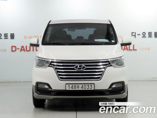 Hyundai Starex Urban 9-Seater Exclusive — пробег 178 554 км — фото 1 из 5