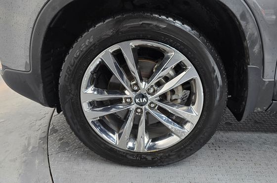 Kia Sorento Diesel 2.0 2WD Prestige — пробег 173 398 км — фото 5 из 5