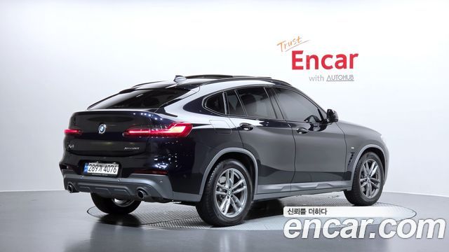 BMW X4 xDrive20i M Sports X Onlile Exclusive Edition — пробег 76 927 км — фото 2 из 5