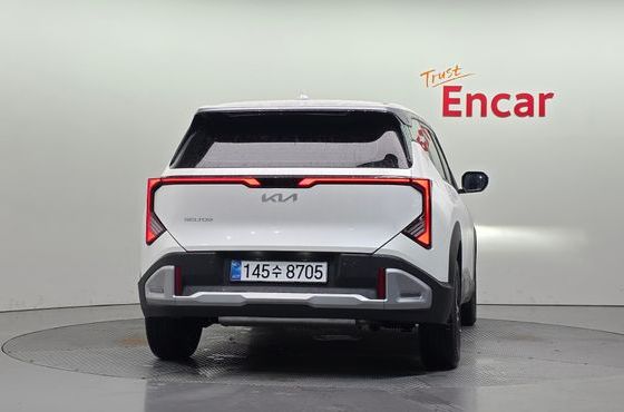 Kia Seltos Gasoline 1.6T 2WD Trendy — пробег 1 127 км — фото 4 из 5