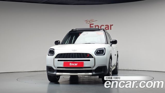 Mini Countryman ALL4 Favoured — пробег 35 км — фото 3 из 5