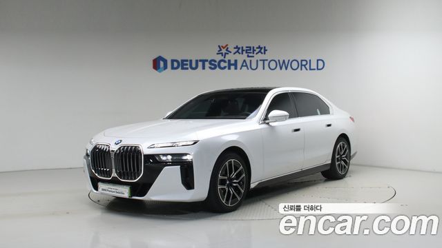 BMW 7-Series 740i xDrive M Sport Limited — пробег 11 034 км — фото 1 из 5
