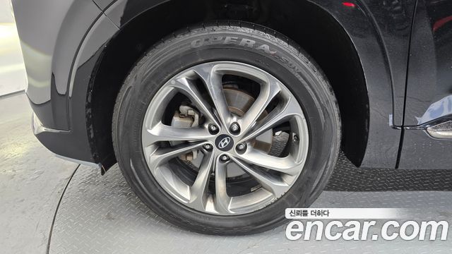 Hyundai Santafe Diesel 2.0 2WD Inspiration — пробег 137 605 км — фото 5 из 5