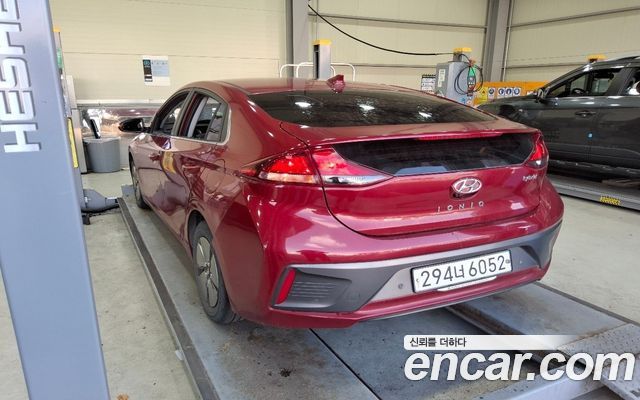 Hyundai Ioniq 1.6 HEV N — пробег 139 578 км — фото 3 из 5