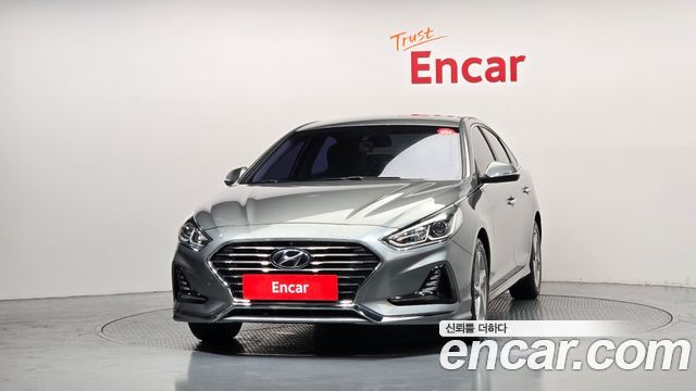 Hyundai Sonata 2.0 Smart — пробег 183 908 км — фото 3 из 5