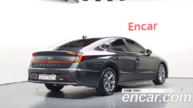 Hyundai Sonata 2.0 Premium Family — пробег 49 046 км — фото 2 из 5