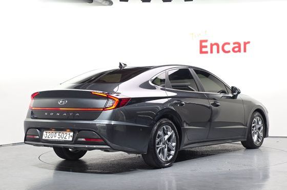 Hyundai Sonata 2.0 Premium Family — пробег 49 046 км — фото 2 из 5