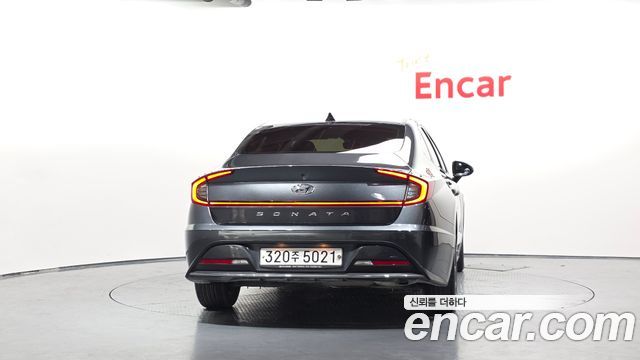Hyundai Sonata 2.0 Premium Family — пробег 49 046 км — фото 4 из 5