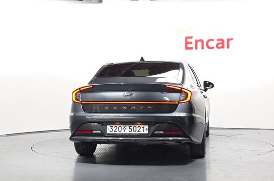 Hyundai Sonata 2.0 Premium Family — пробег 49 046 км — фото 4 из 5