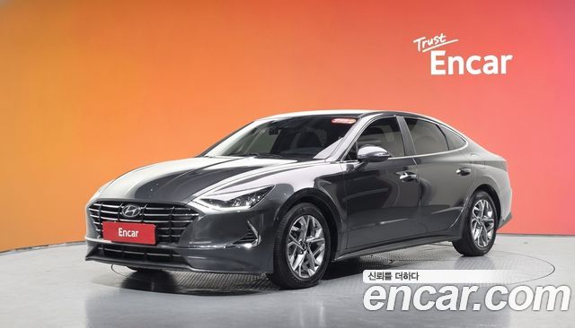 Hyundai Sonata 2.0 Premium Family — пробег 49 046 км — фото 1 из 5