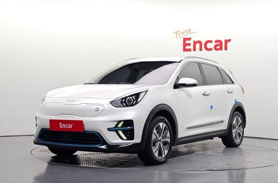 Kia Niro Prestige — пробег 140 471 км — фото 1 из 5