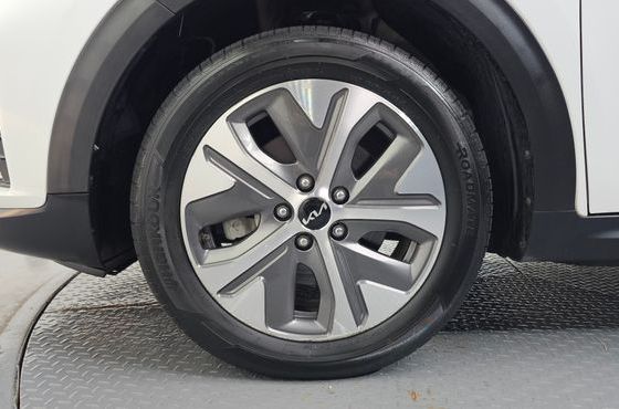 Kia Niro Prestige — пробег 140 471 км — фото 5 из 5