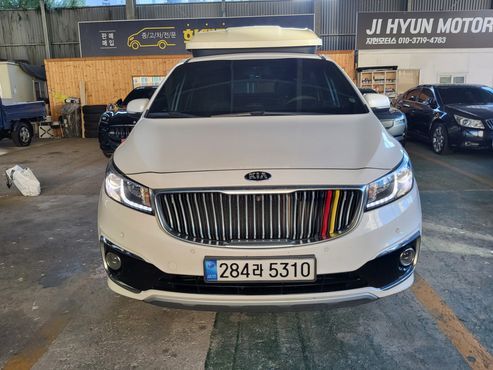 Kia Carnival 9-seater Prestige — пробег 106 000 км — фото 4 из 5