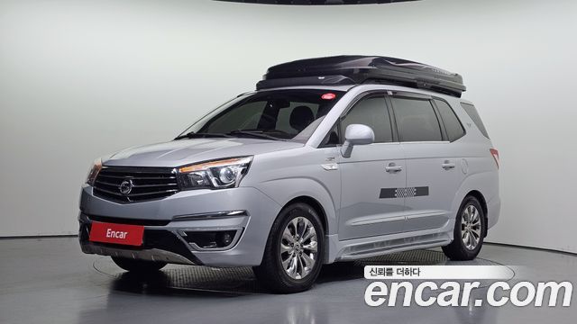 Ssangyong KORANDO 4WD TX 9-seater — пробег 188 064 км — фото 1 из 5