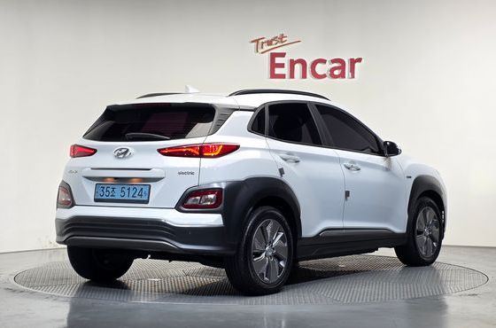 Hyundai Kona Premium — пробег 84 483 км — фото 2 из 5