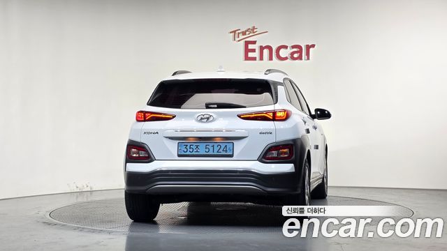 Hyundai Kona Premium — пробег 84 483 км — фото 4 из 5