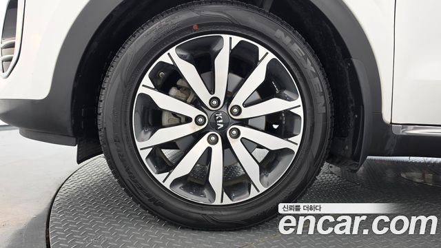 Kia Sportage Gasoline 2.0 2WD Noblesse — пробег 136 480 км — фото 5 из 5
