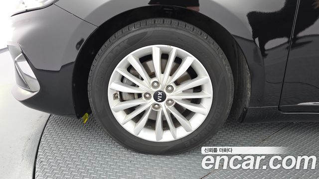 Kia K7 из Кореи Encar