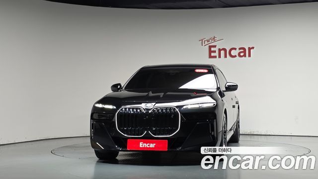 BMW i7 из Кореи Encar