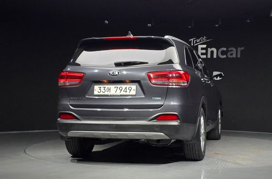 Kia Sorento Diesel 2.0 2WD Prestige — пробег 61 486 км — фото 4 из 5