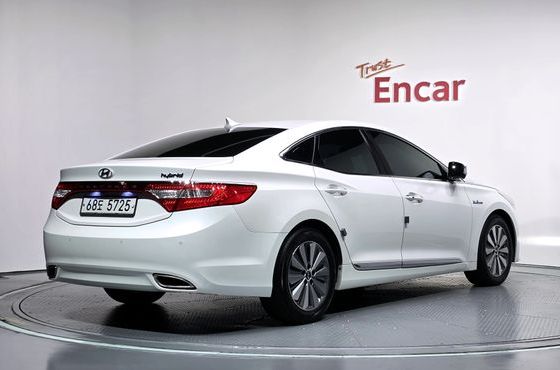 Hyundai Grandeur Premium — пробег 138 026 км — фото 2 из 5