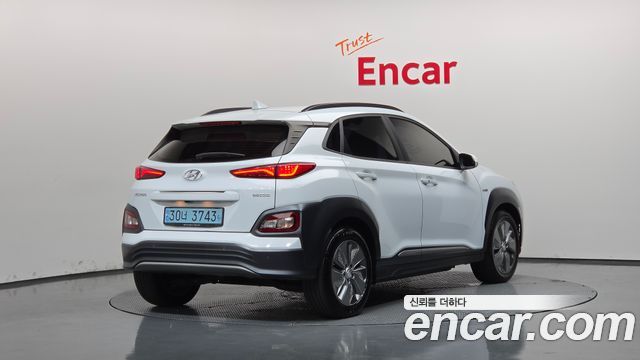 Hyundai Kona Premium — пробег 186 962 км — фото 2 из 5