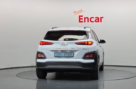 Hyundai Kona Premium — пробег 186 962 км — фото 4 из 5