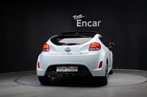 Hyundai Veloster DCT Pack — пробег 129 703 км — фото 4 из 5