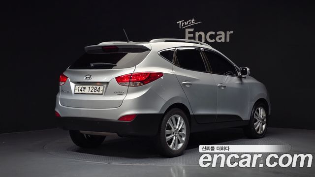 Hyundai Tucson Diesel 2WD LX20 Smart-Pack — пробег 114 053 км — фото 2 из 5