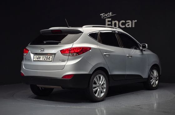 Hyundai Tucson Diesel 2WD LX20 Smart-Pack — пробег 114 053 км — фото 2 из 5