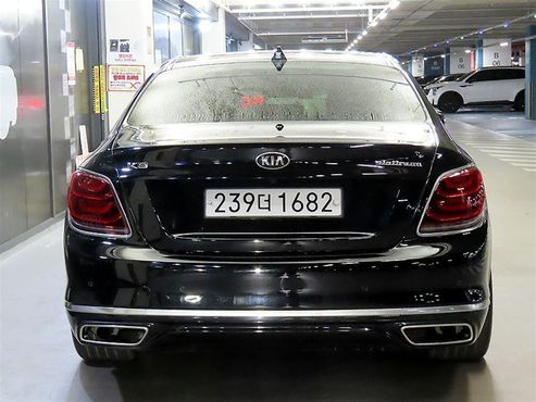 Kia K9 3.8 GDI AWD PlatinumⅡ — пробег 150 000 км — фото 5 из 5