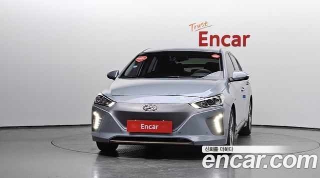 Hyundai Ioniq Q — пробег 65 934 км — фото 3 из 5