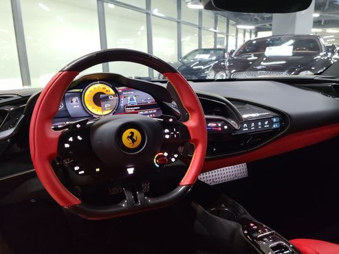 Ferrari SF90 4.0 — пробег 640 км — фото 4 из 5
