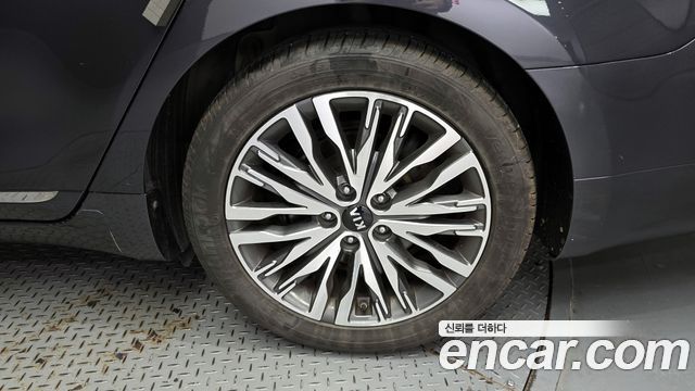 Kia K7 из Кореи Encar