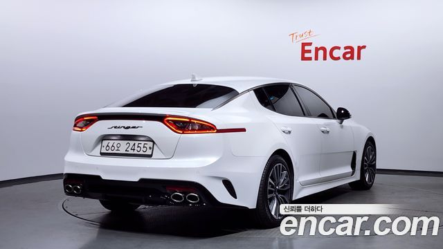 Kia Stinger из Кореи Encar
