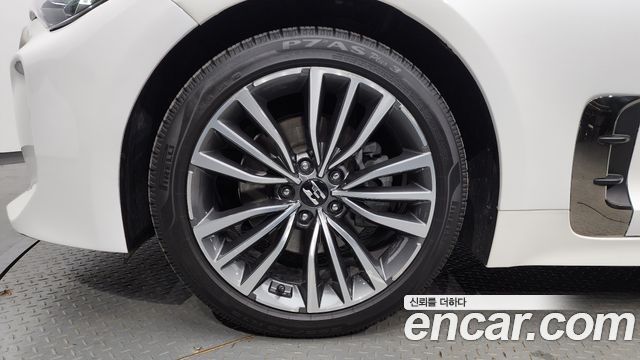 Kia Stinger из Кореи Encar