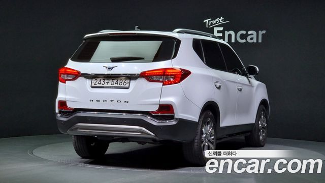 Ssangyong Rexton Diesel 2.2 4WD White Edition — пробег 70 915 км — фото 2 из 5