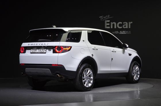Land Rover Discovery Sport 2.0 TD4 SE — пробег 93 120 км — фото 2 из 5
